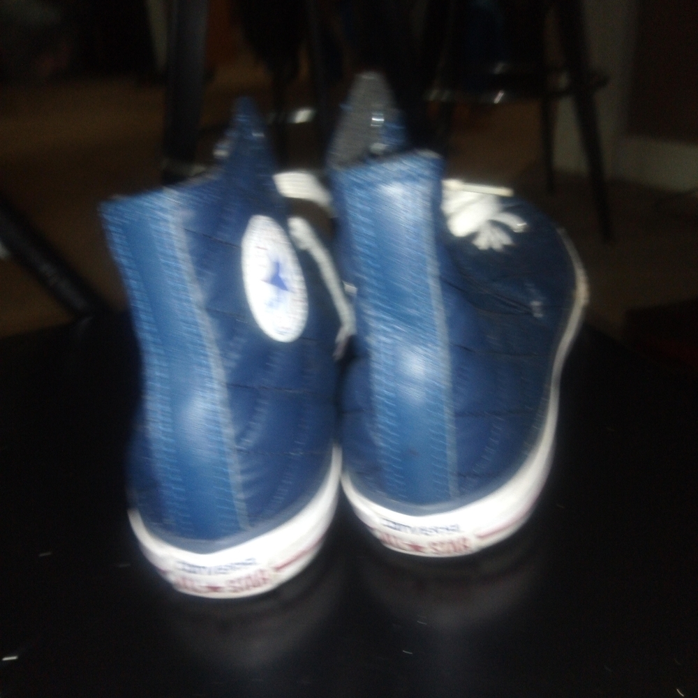 Converse - Picture 3 of 3